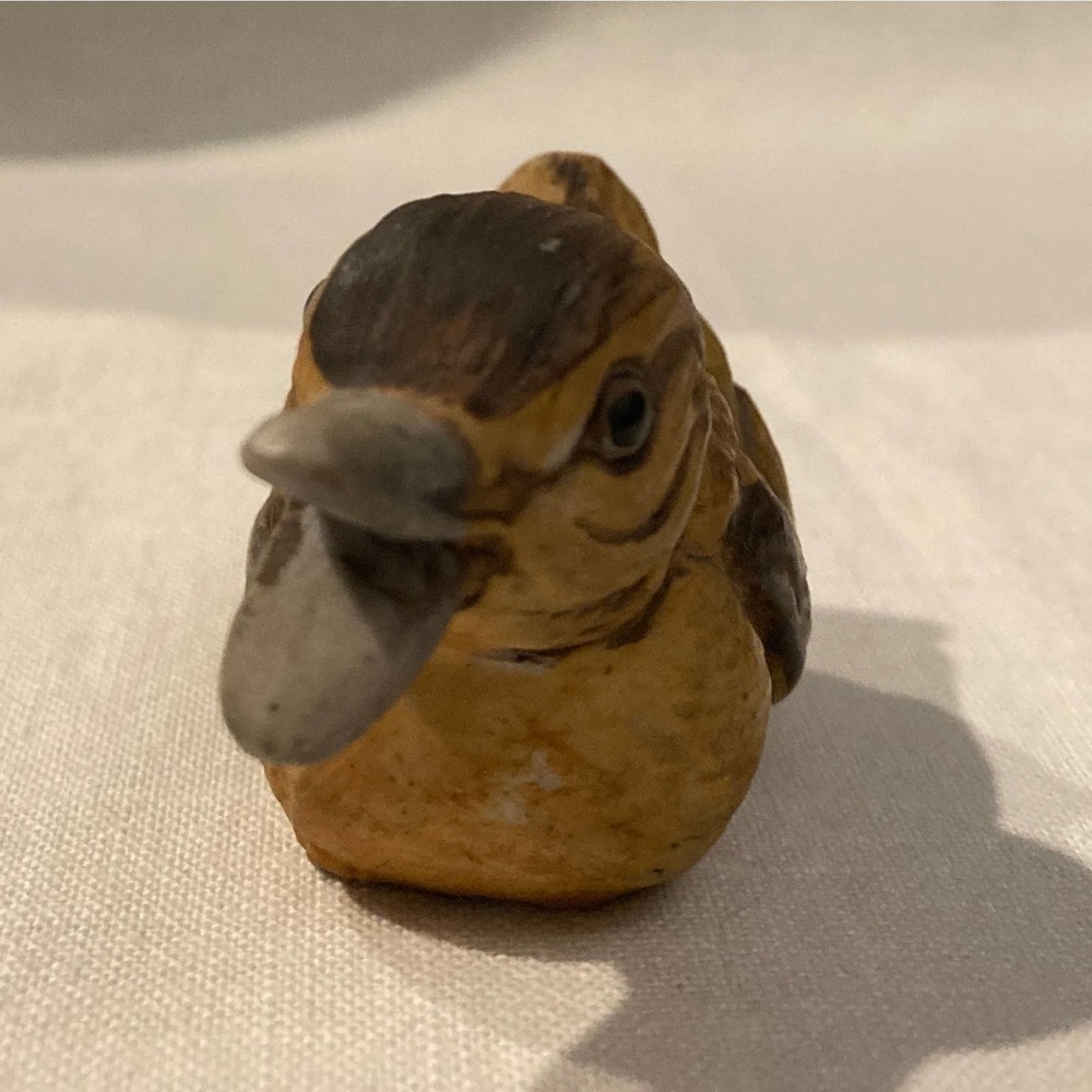 Cute‎ Brown Duckling Ceramic Figurine Small Farmhouse Decor - Picture 2 of 6